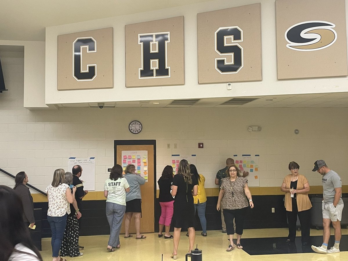 Mary Leonard tweet media