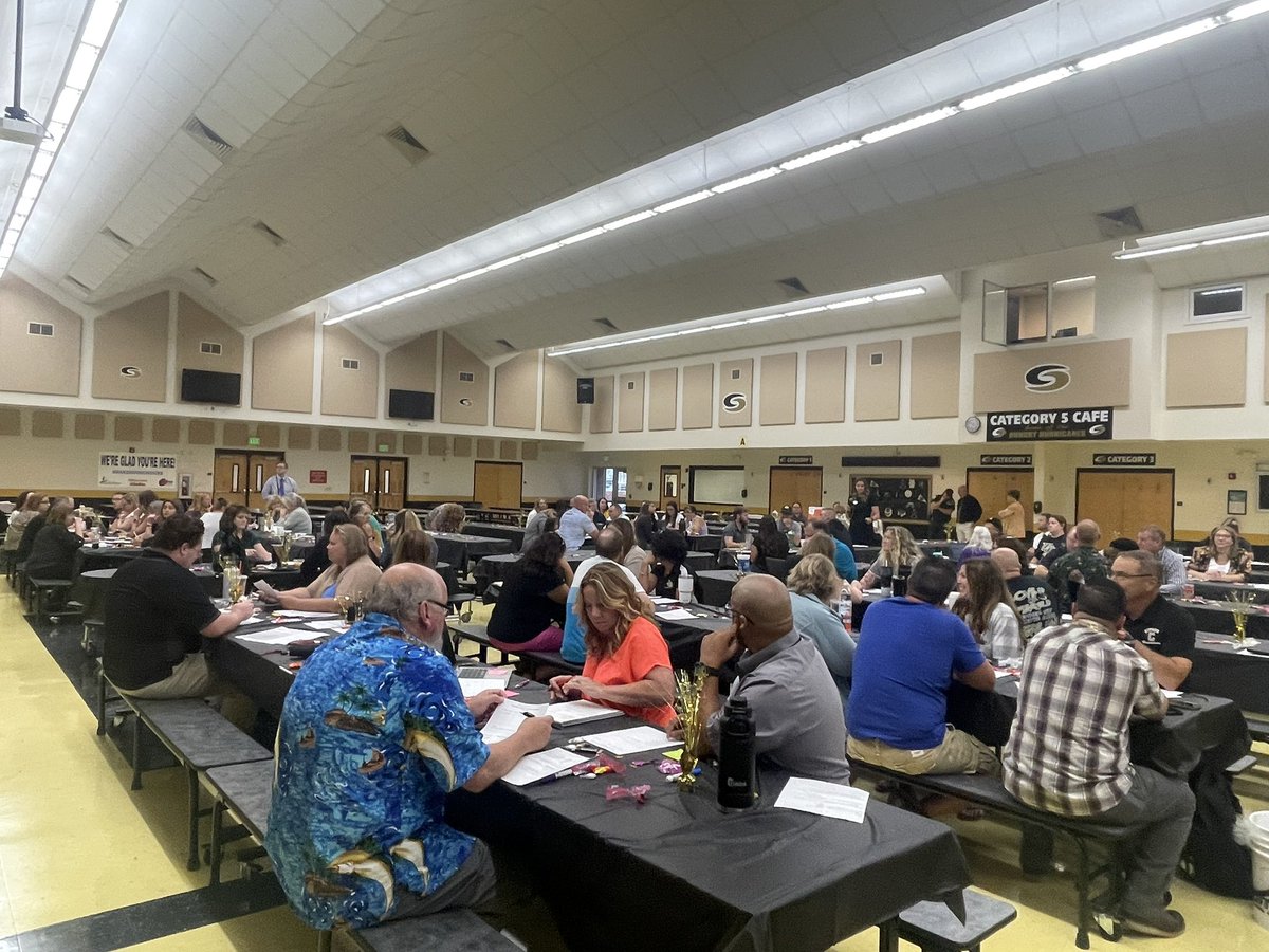 Mary Leonard tweet media