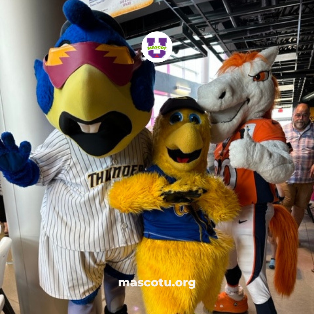 MascotUmtg's tweet photo. Mascot U 2023 Live &amp; Virtual, a perfect blend of learning and fun! 🔥 Here's to applying all those informative takeaways to our next big gig! #MascotGrowth #MascotULive2023 https://t.co/UCJgC6DJrU