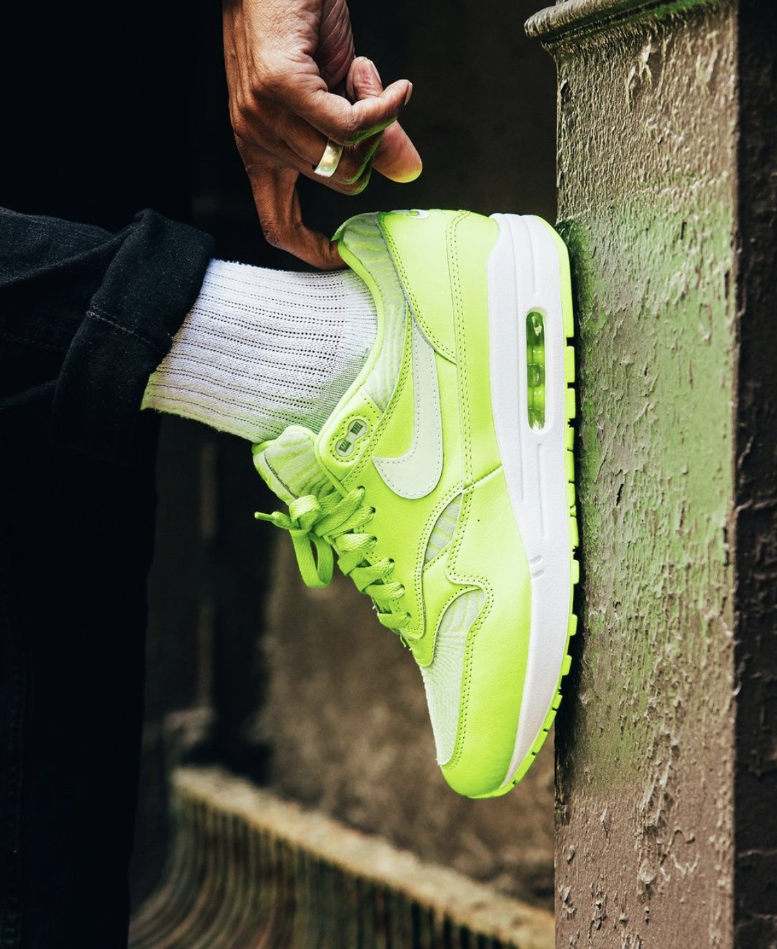 Air max top 1 volt