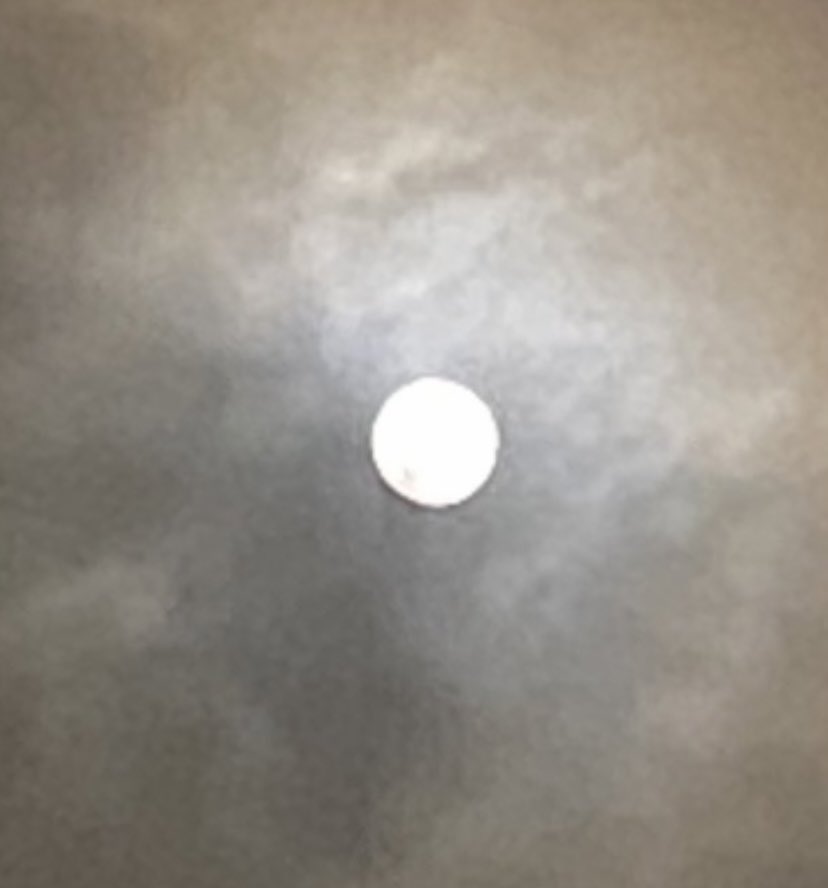JiciPierin's tweet photo. 🚨Não esqueçam de ver a super lua!
#superlua #lualinda #lua https://t.co/tKuun2Rf8T
