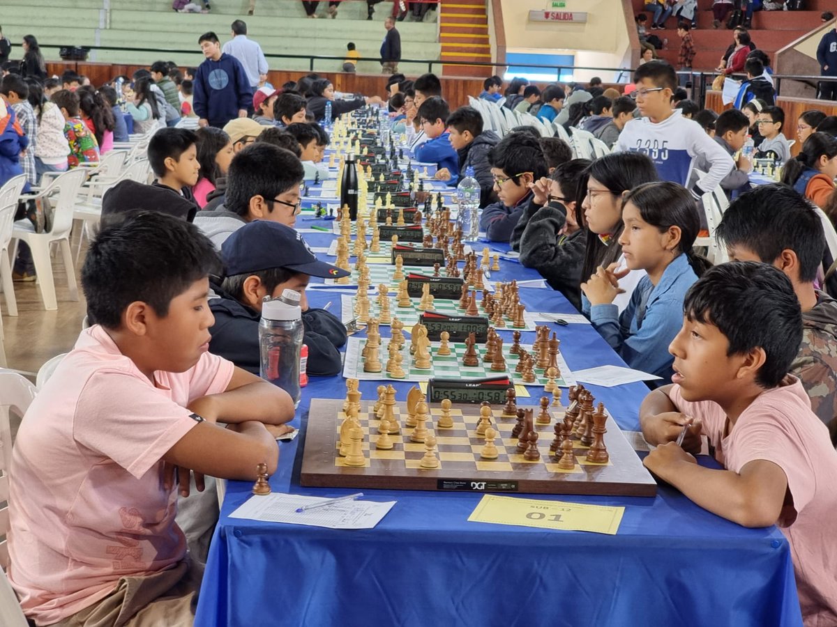 ChesskidES's tweet photo. Desde Lima, Perú donde se realiza el XIV Festival Internacional de Ajedrez Claretiano 2023 con más de 500 ajedrecistas♟️👌

@ChessKidcom #chesskides https://t.co/1lfqjL8mXW