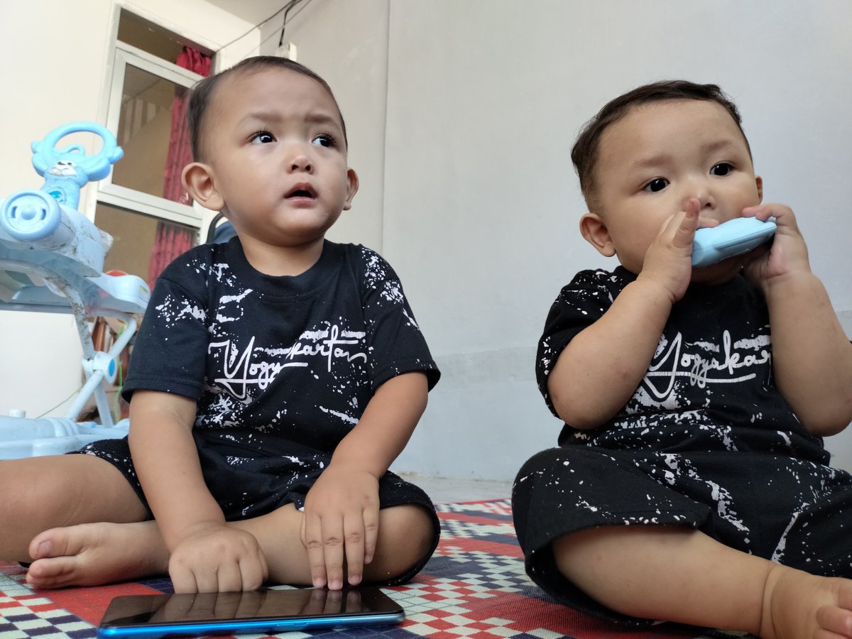 kautsarsiders's tweet photo. My boys 🖤🖤 https://t.co/9IRVuKoqmH