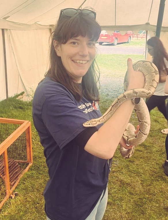 BeckyJDuff's tweet photo. I am working! Honest! Just the best first day ever at Scottish Young Carers Festival, can't wait to do it all again tomorrow. #SYCF #myjobisthebest @CarersTrustScot @coolcreatures https://t.co/jQEPvgfTBR