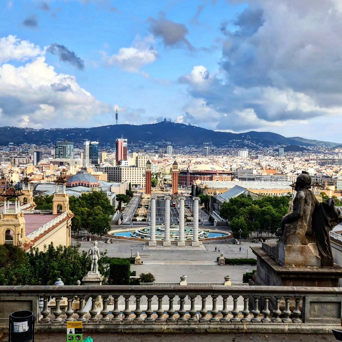 Chelsea_MA_'s tweet photo. Physically I went to work today. Mentally I'm still in Barcelona https://t.co/92lTDjUmHt