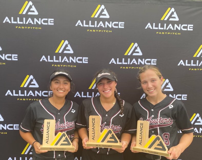 Charbonneau2025's tweet photo. Had a great week at Alliance Nationals with 5 homers!! We placed 3rd and I got All-Tournament!! 💣 @JessicaAllister @CoachSpencerCal @Becca_Mueller01 @CoachMJKnighten @_shayknighten @Trisha_Ford @CoachTarr @BethTorina @Coach_Inouye @CoachAlyBAMA @Coach_Jo_Evans @CoachLauraRicc https://t.co/Bq0fDsWMXI