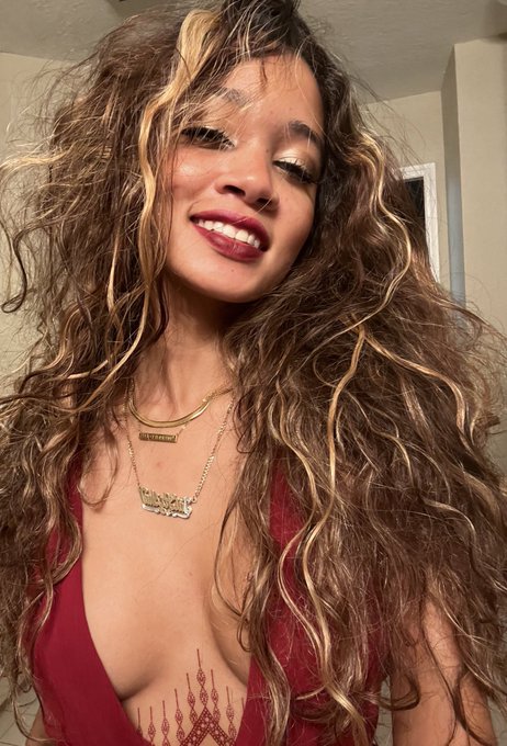 🍷drunk https://t.co/tLs1G49UWB<a href="/tag/road"class="tags"><span>#road</span></a>