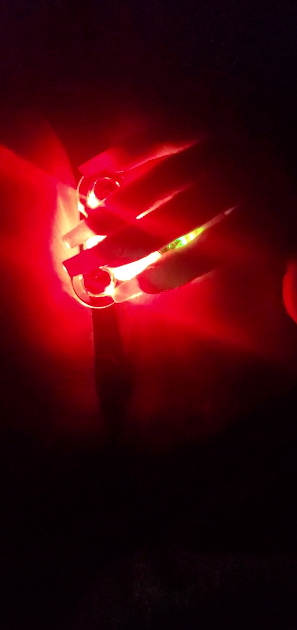 De donde sale tanto luz? Where does all the light come from? Descúbrelo en mi página de onlyfans precio especial ahora!! Find out on my onlyfans page special price going on now!!! 😘😘😘😘😘😘 Solo 6$ Only 6$ https://t.co/p4ezO73aBF https://t.co/ZRMRI3pTVP