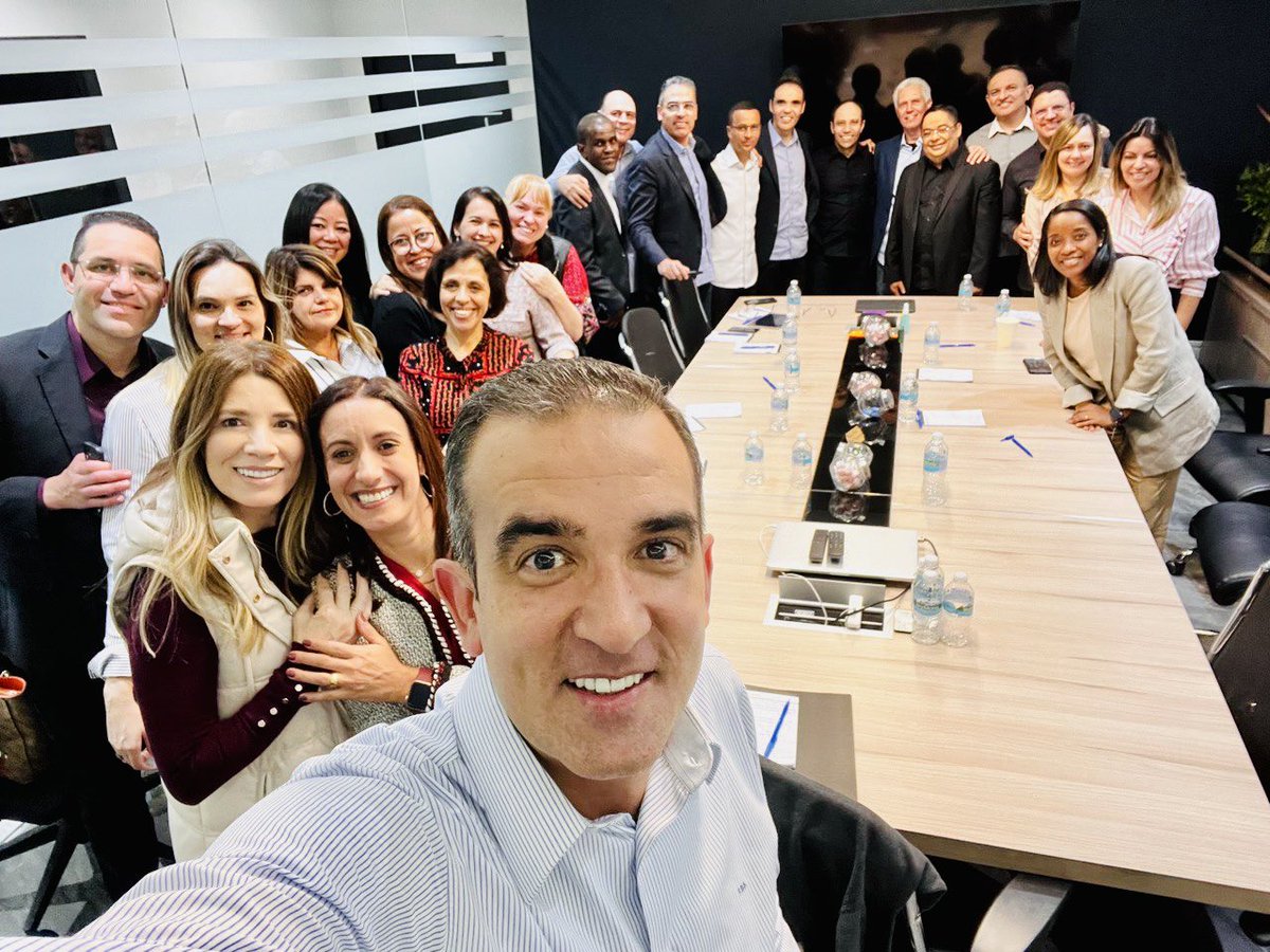 ObispoFranklinS's tweet photo. 1 Pedro 3:8: "Finalmente, sean todos de un mismo sentir, compasivos, fraternales, misericordiosos y humildes". 🔥 https://t.co/hVC83djN5M