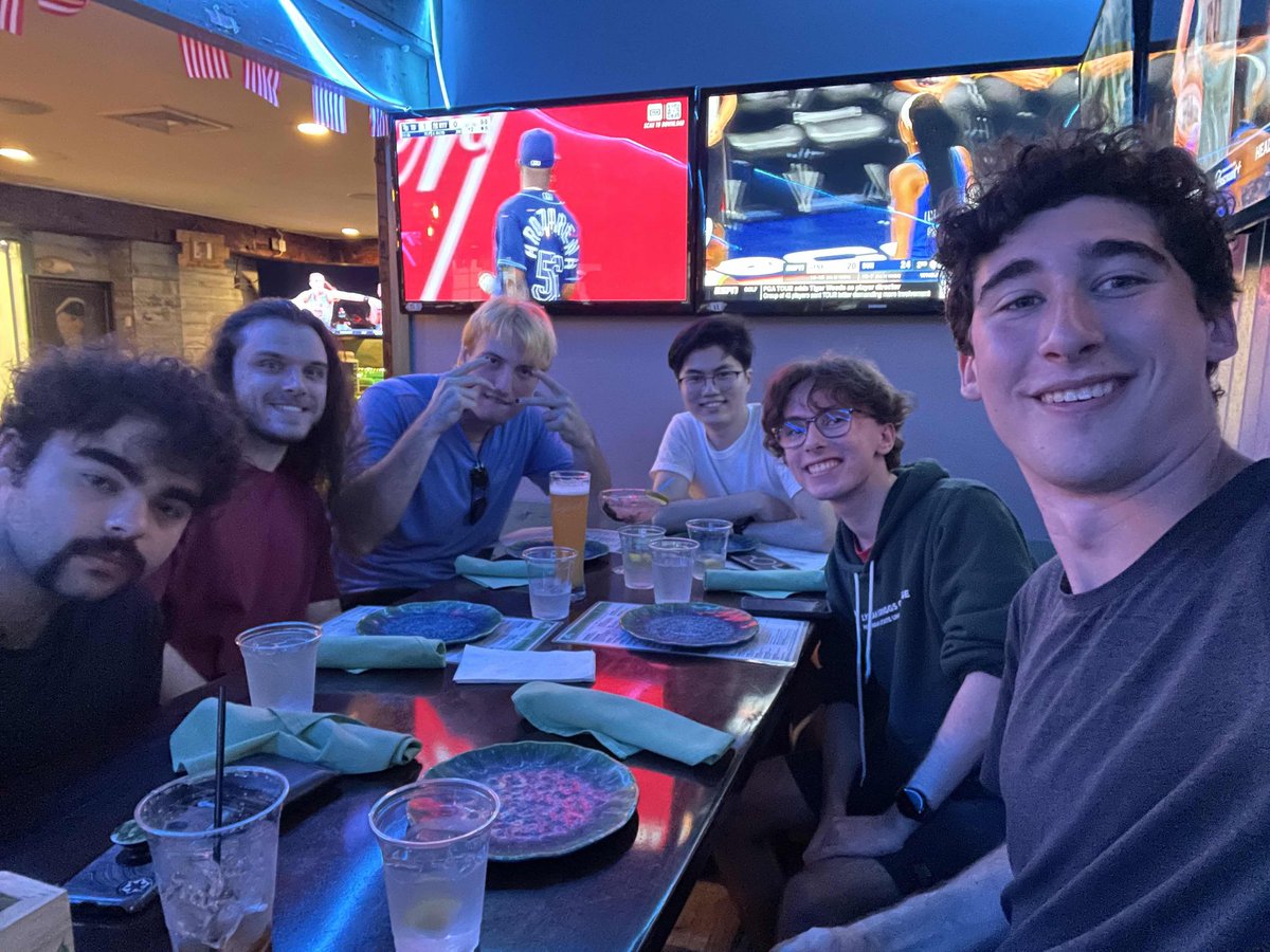 sleepover party reunion :D