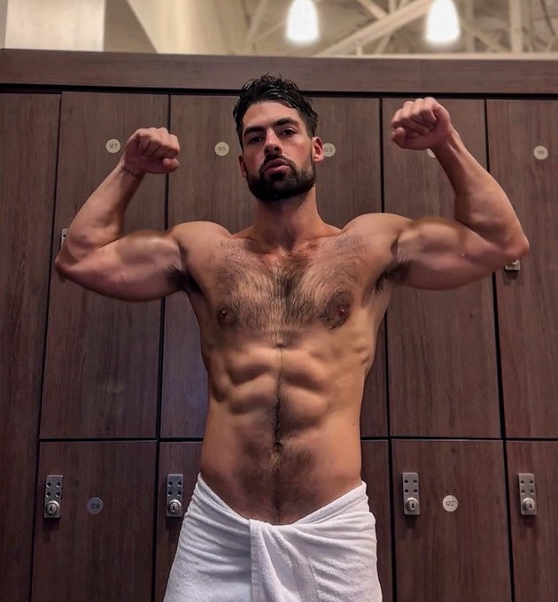 Love you ❤️ https://t.co/FznW4bQg6c<a href="/tag/model"class="tags"><span>#model</span></a><a href="/tag/fashion"class="tags"><span>#fashion</span></a><a href="/tag/photography"class="tags"><span>#photography</span></a>