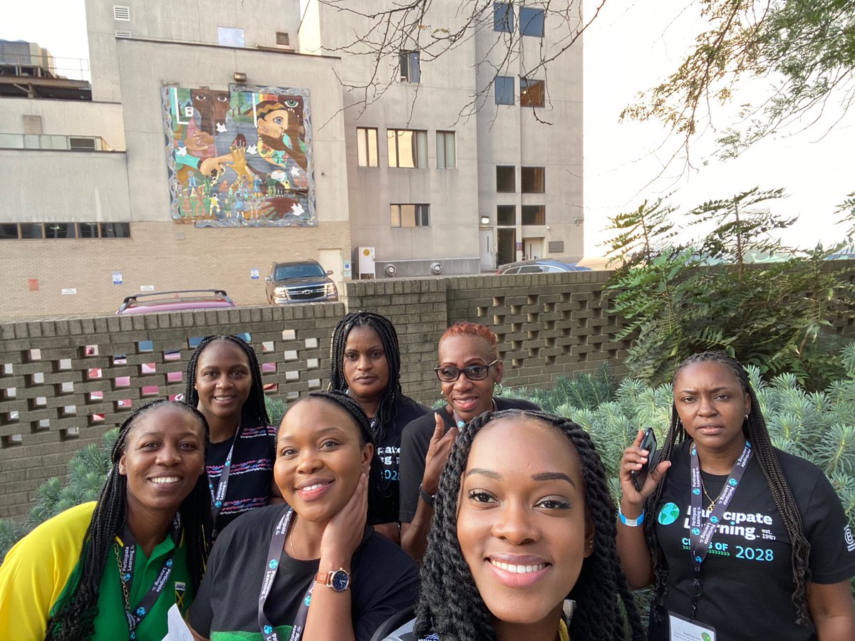 MLeeCain's tweet photo. Team #19 Here’s a mural we saw on the way! @ParticipateLrng #UnitingOurWorld #PLOrientation2023 https://t.co/5kNOYTzbRQ