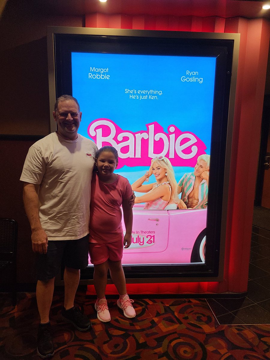MichaelGHam's tweet photo. @tboypod This is Michael, this is Sloane, this is Barbie, this is Jack. Taking my little bit of slammin' salmon TBOY to Barbie. @jackkramer @NickOfNewYork https://t.co/WjE4torANA
