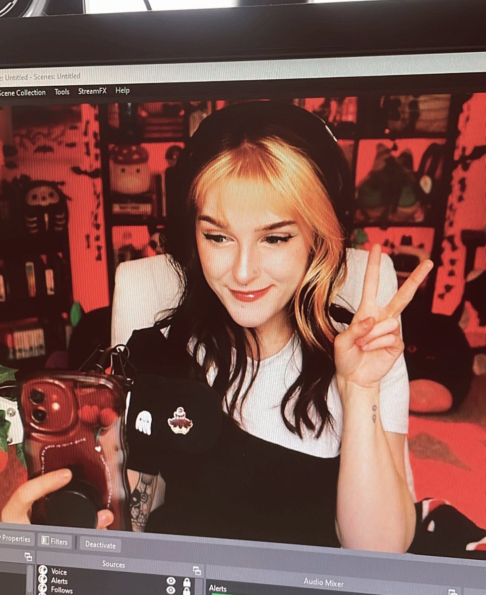 trickortori's tweet photo. spooky game stream time

✶ https://t.co/5PzukE6vWU https://t.co/1BQvaSUwzS