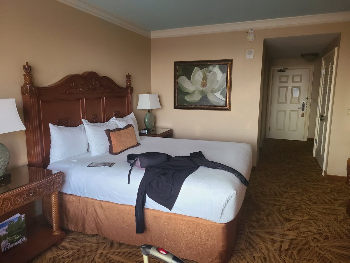 At Rose Now. Got Here When It Started Raining. Love The View.