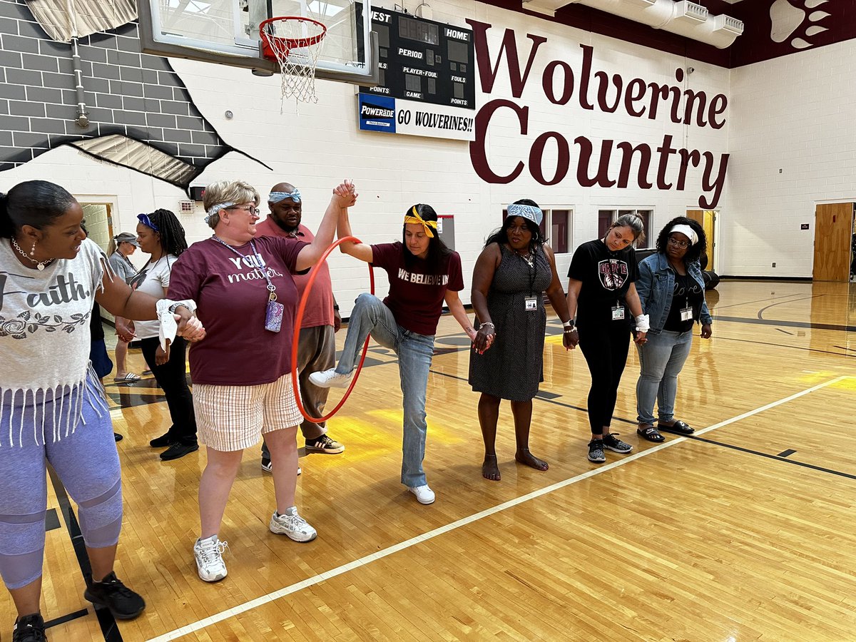 MsMandeeGaddis's tweet photo. Capping off preplanning with our first Teacher Field Day at UGMS!  @ugmswolverines  @Dricheducator #aboveandbeyond #workhardplayhard https://t.co/xfPjEA5peZ