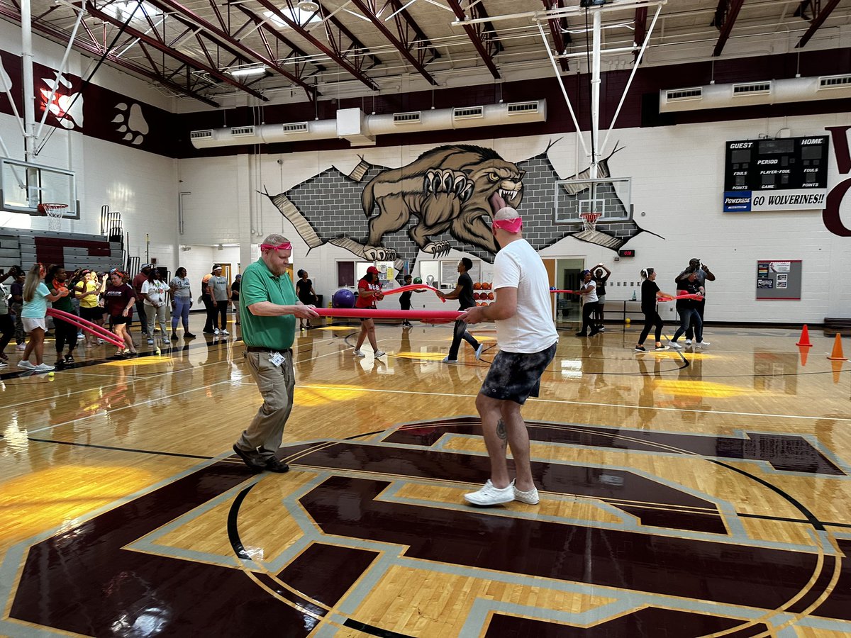 MsMandeeGaddis's tweet photo. Capping off preplanning with our first Teacher Field Day at UGMS!  @ugmswolverines  @Dricheducator #aboveandbeyond #workhardplayhard https://t.co/xfPjEA5peZ