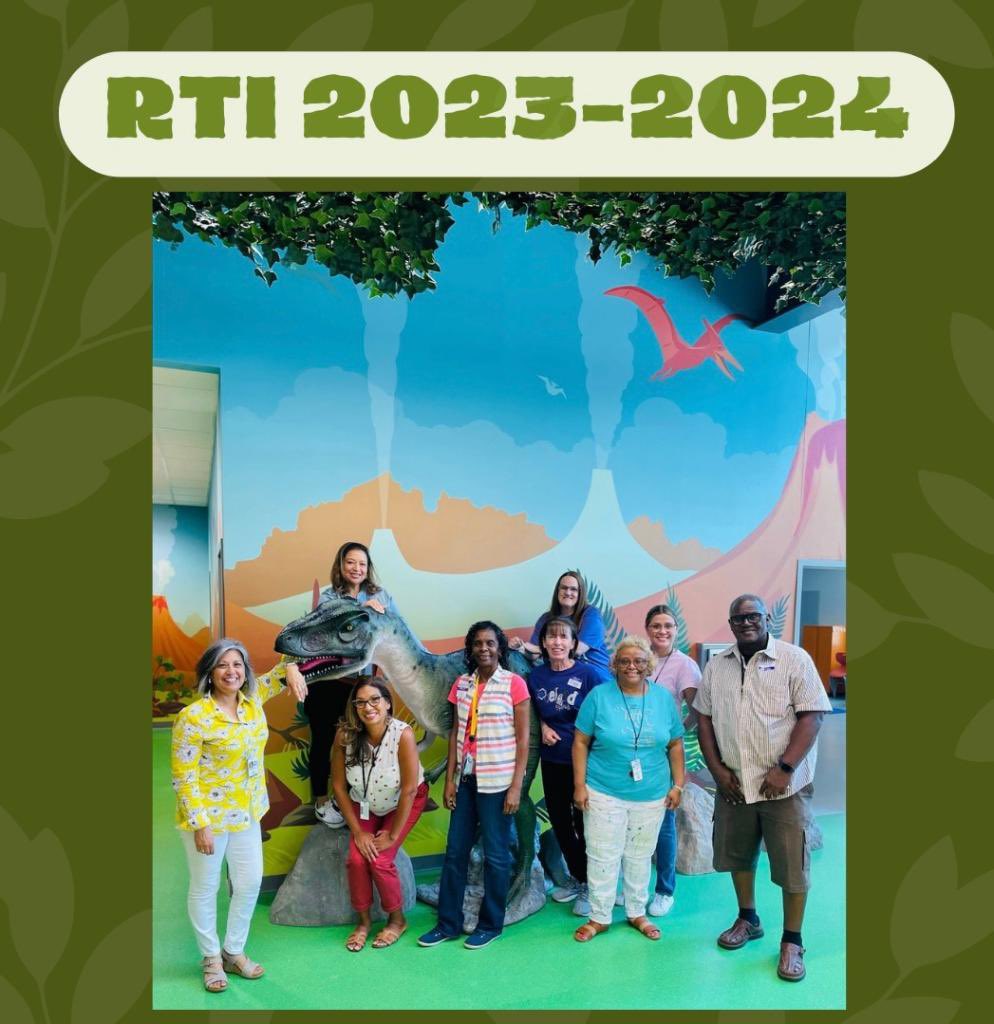Heather52075's tweet photo. I’m proud to be a Wildcat because I get to work with these amazing people everyday making a difference for kids!!! #WildcatProud @cassreescano @HumbleISD_LLE @HumbleISD @ElizabethFagen https://t.co/eMK4MLfysw