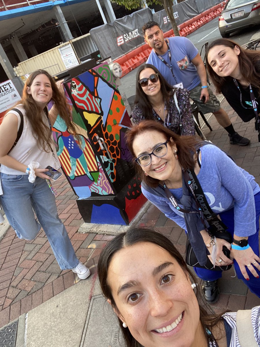 MsMirandaD's tweet photo. TEAM #6
COOL Electric box !
@ParticipateLrng 
#PLOrientation2023
#UnitingOurWorld https://t.co/vXla4k4HX5