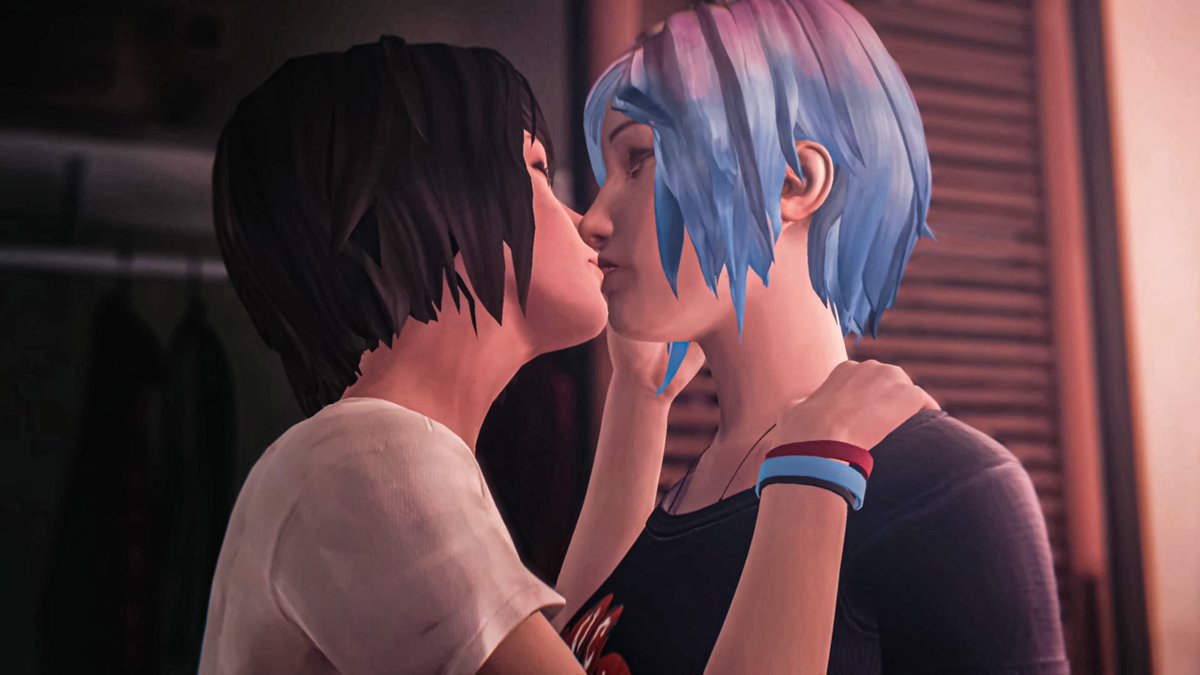 happy national girlfriends day to them <3