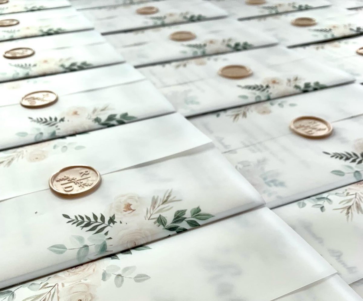 EmmaRWeddings's tweet photo. ❤️ I had the pleasure of creating a range of stationery for a lovely couple over the weekend! 
How stunning is the floral print on vellum over their invitations, followed through with the order of services and all the on the day stationery! 

https://t.co/XYx3ARxDUg

#Wedding 🥂 https://t.co/VcpZextRnF