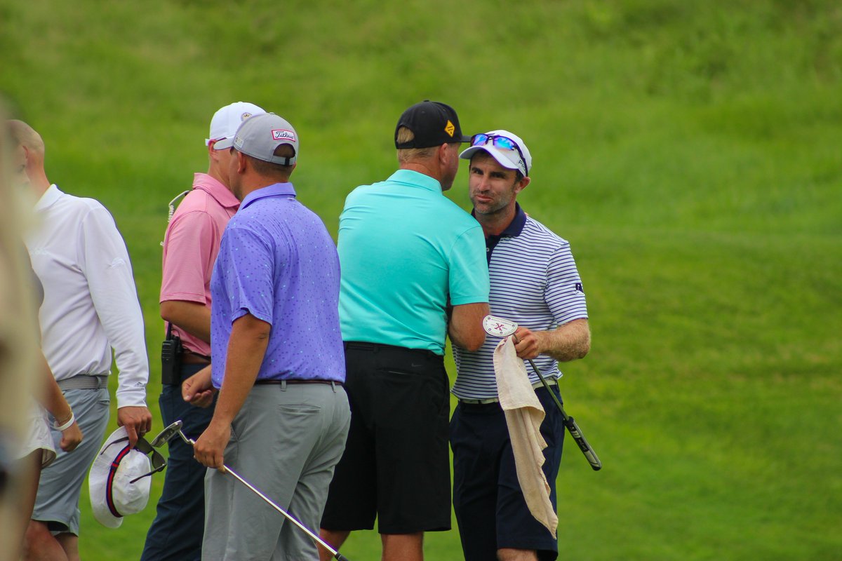 NebraskaPGA's tweet image. Congratulating the Champion 🏆 

@AndrewStormgolf does it.

#SectionChamp
