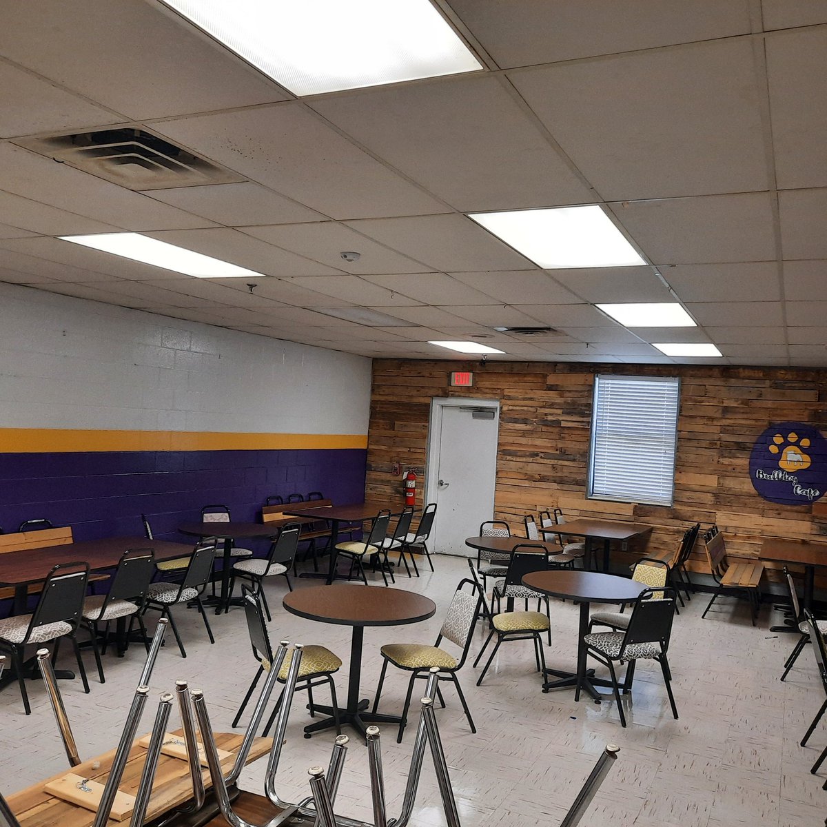 New Year, New cafe! Let's get it!
#onlyoneshs #teamblack