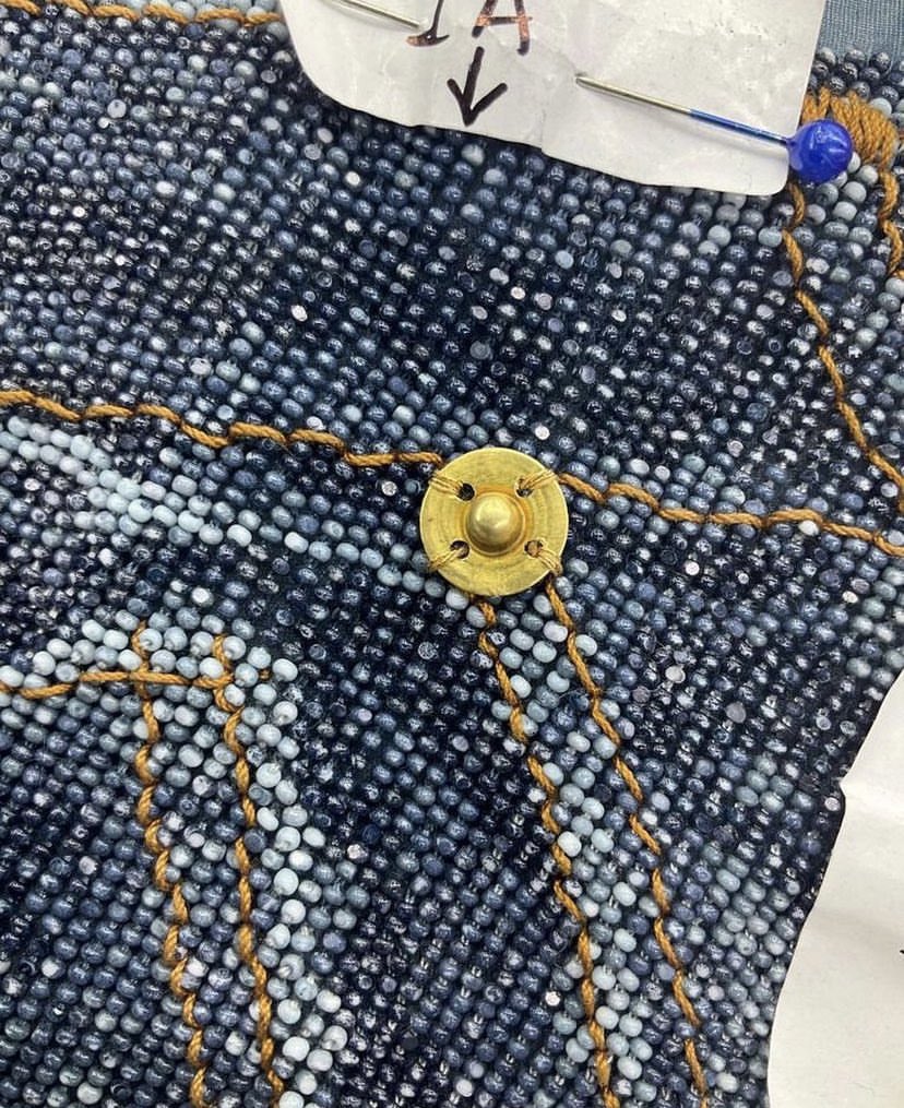 saintdoII's tweet image. fabric manipulation by valentino: for his fall 2023 couture collection pierpaolo piccioli​ showed these pants that took 4 weeks of embroidered hand beading to give them a ‘denim’ look