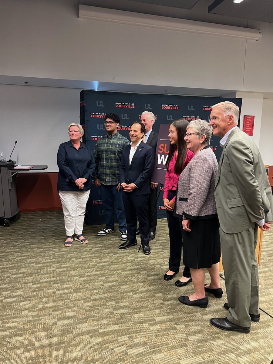 SPOG_UofL's tweet photo. Today some of our LSP2023 students had the opportunity to share their experience in our program with Mayor Greenberg and UofL President Kim Schatzel at the UofL LSP and SummerWorks press conference! Thank you to everyone who makes LSP happen year after year! https://t.co/hCil9CKMUT
