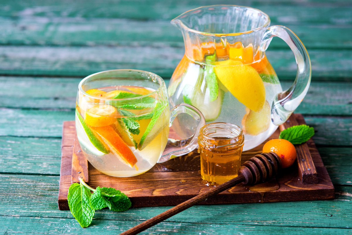 NationalHoney's tweet photo. With all of this record-breaking heat, it is vital to stay hydrated. Stubborn taste buds? Turn to honey! Not only does a drizzle of 🍯 add a unique flavor to your water, but you also get to harness honey's natural energy-boosting power! Get more tips here: https://t.co/cPjbKiISzB https://t.co/x9TzlqFSJ7