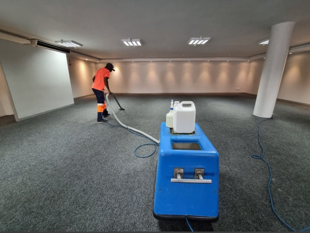 Clean_EaseGP's tweet photo. Clean Ease GP for Professional cleaning of Carpets,  Lounge Sets,  Cars, Beds, Chairs at Lowest Prices.  We service the Midrand and Centurion areas.  Call or whatsapp 0815376012 #deepclean #carpetclean #bedcleaning https://t.co/N1uqSvpEIy