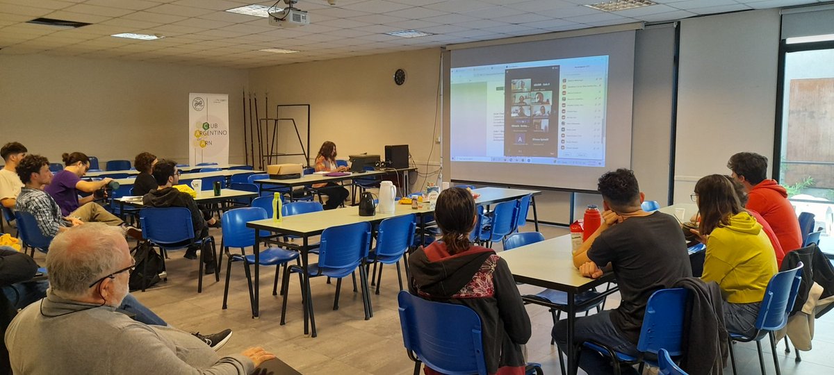 fundacionleloir's tweet photo. 🧬 Por el Día Mundial del ARN, nuestros investigadores del Laboratorio de Biología Celular del ARN participaron de charlas online y presenciales junto al @ClubArgdelARN 👏 @BoccaccioLab
#DiadelARN https://t.co/mpJVVBI4Ia