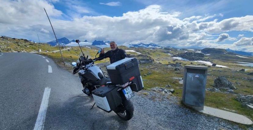 TCAFMDU's tweet image. Actor #AjithKumar Latest 😎

Germany - Denmark -  Norway

Via: Mrs AK (Instagram) 😏

#VidaaMuyarchi
#AjithKumarWorldTour