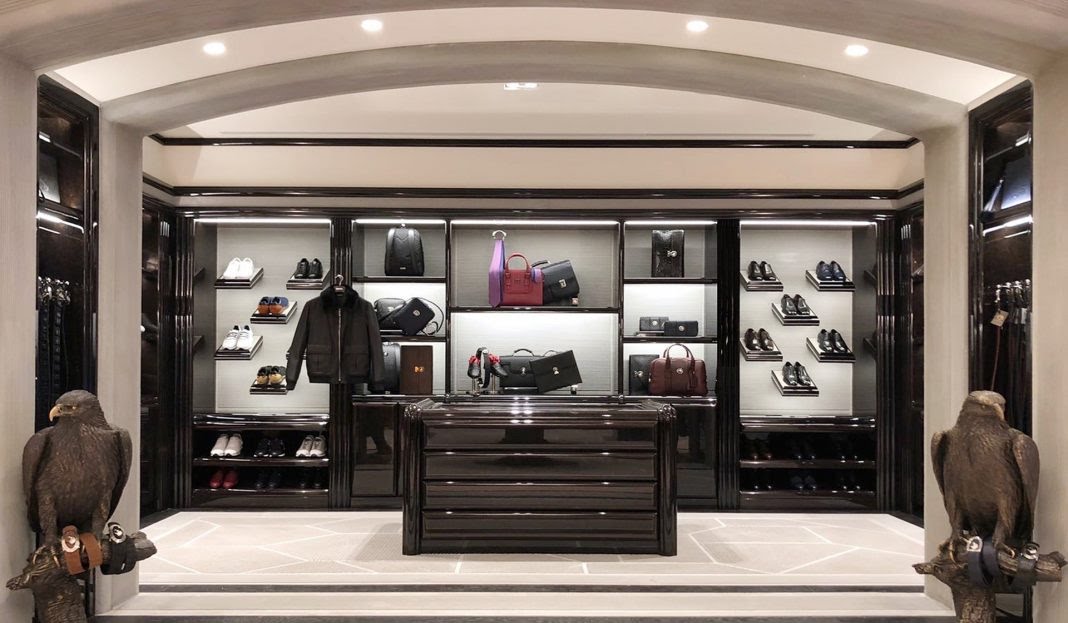 Stefano Ricci opens in Madrid at Galeria Canalejas its first store in Spain

#StefanoRicci #Madrid #GaleriaCanalejas #luxuryfashion #fashion #menswear #luxuryaccessories #luxuryboutique #luxuryretail #luxurybusiness @StefanoRicciSpA