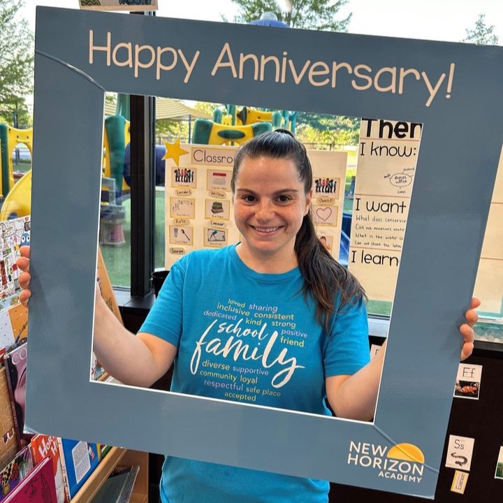 NHAcareers's tweet photo. Happy 6-year anniversary to Ms. Kelsey at our New Horizon Academy-Richfield Best Buy Campus! 🎉 https://t.co/Y32irO4wx7