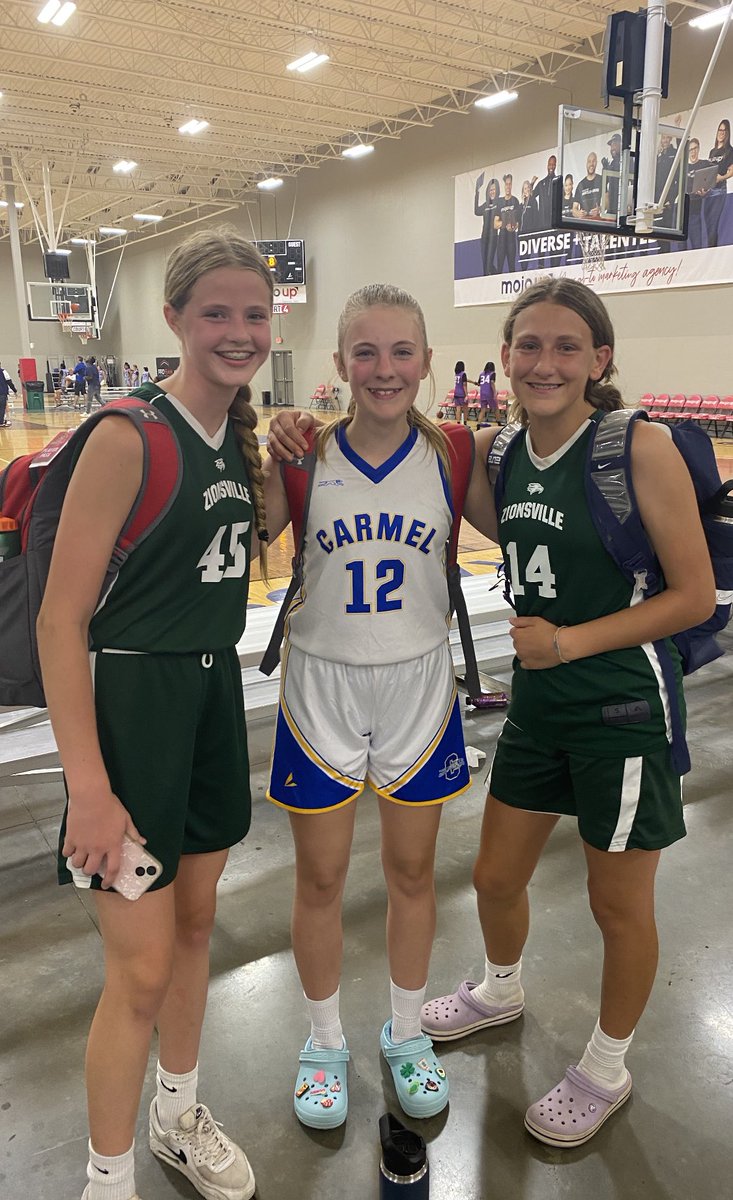 joethompson_27's tweet photo. Oh how a lot changes in a yr. Allie hung up high tops Sep’22 for golf spikes Feb’23. Plan changed.Path didn’t. Tee’d up for @CarmelGolfGirls today. Same competitor.Diff sport. Special THX to coaches @LadyPupsBball @M14hoopsindy @CoachTrimpe @CHS_Womensbball @IGB_Hoops #blessed https://t.co/x5ncE8Enwr