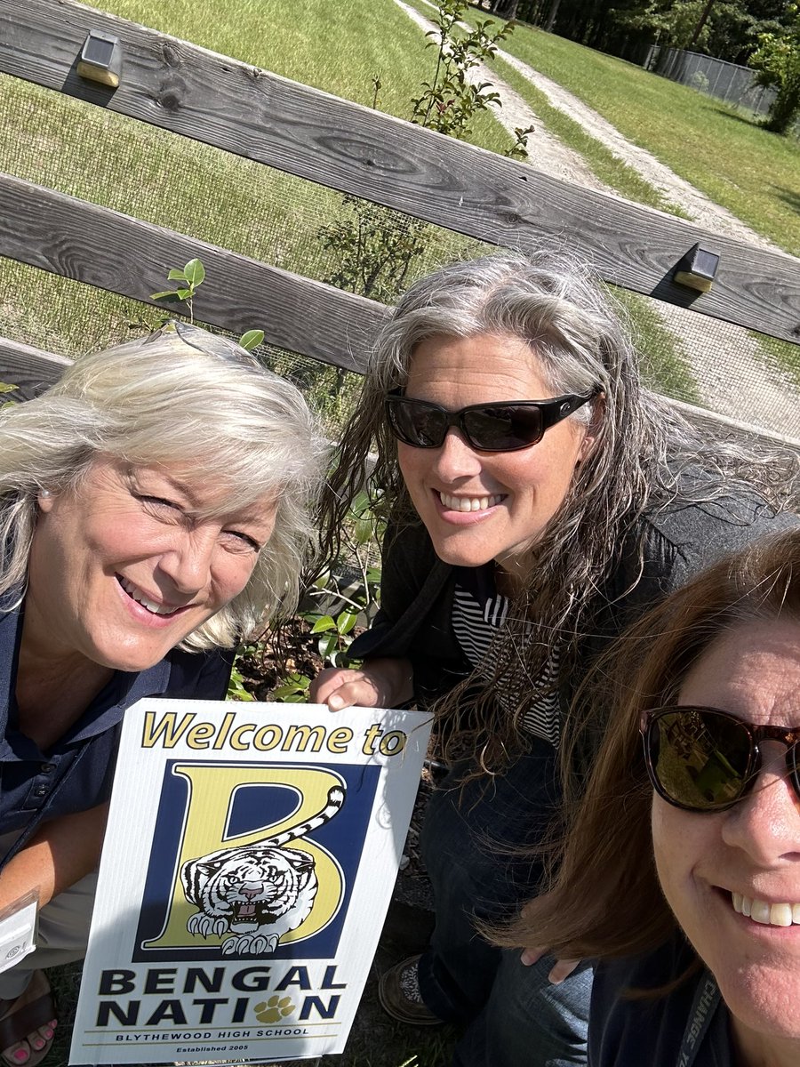 Welcoming our newest Bengals! <a href="/BlythewoodHigh/">Blythewood High</a> #LeagueOfOurOwn