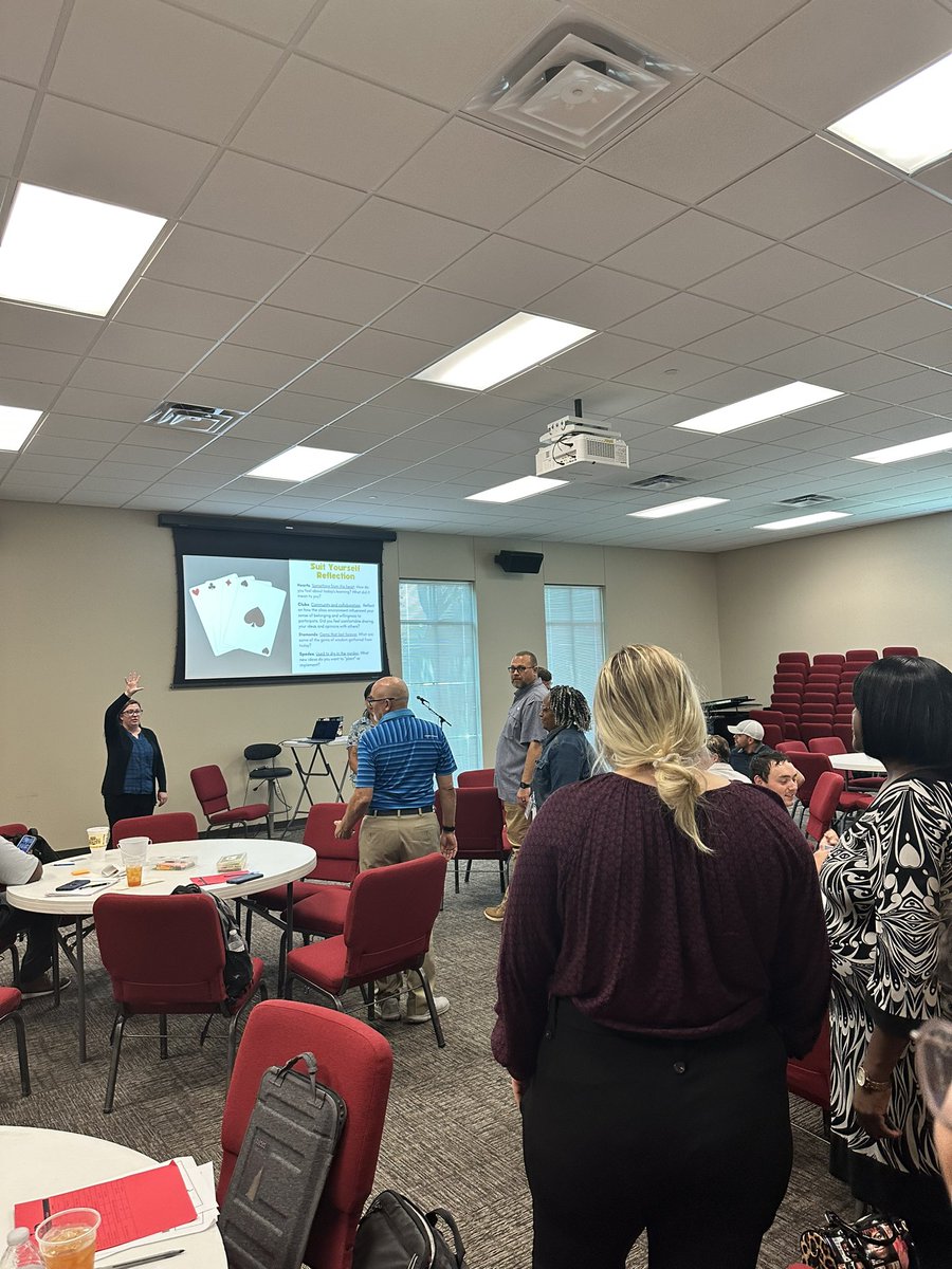 Social Emotional Learning  <a href="/ECISDSEL/">ECISD Social Emotional Learning</a> to end the day at New Teacher University. Teachers reflected on their day of learning with a strategy called “Suit Yourself Reflection”.  ♠️♥️♣️♦️<a href="/ECISDCounselors/">ECISD Counselors</a>