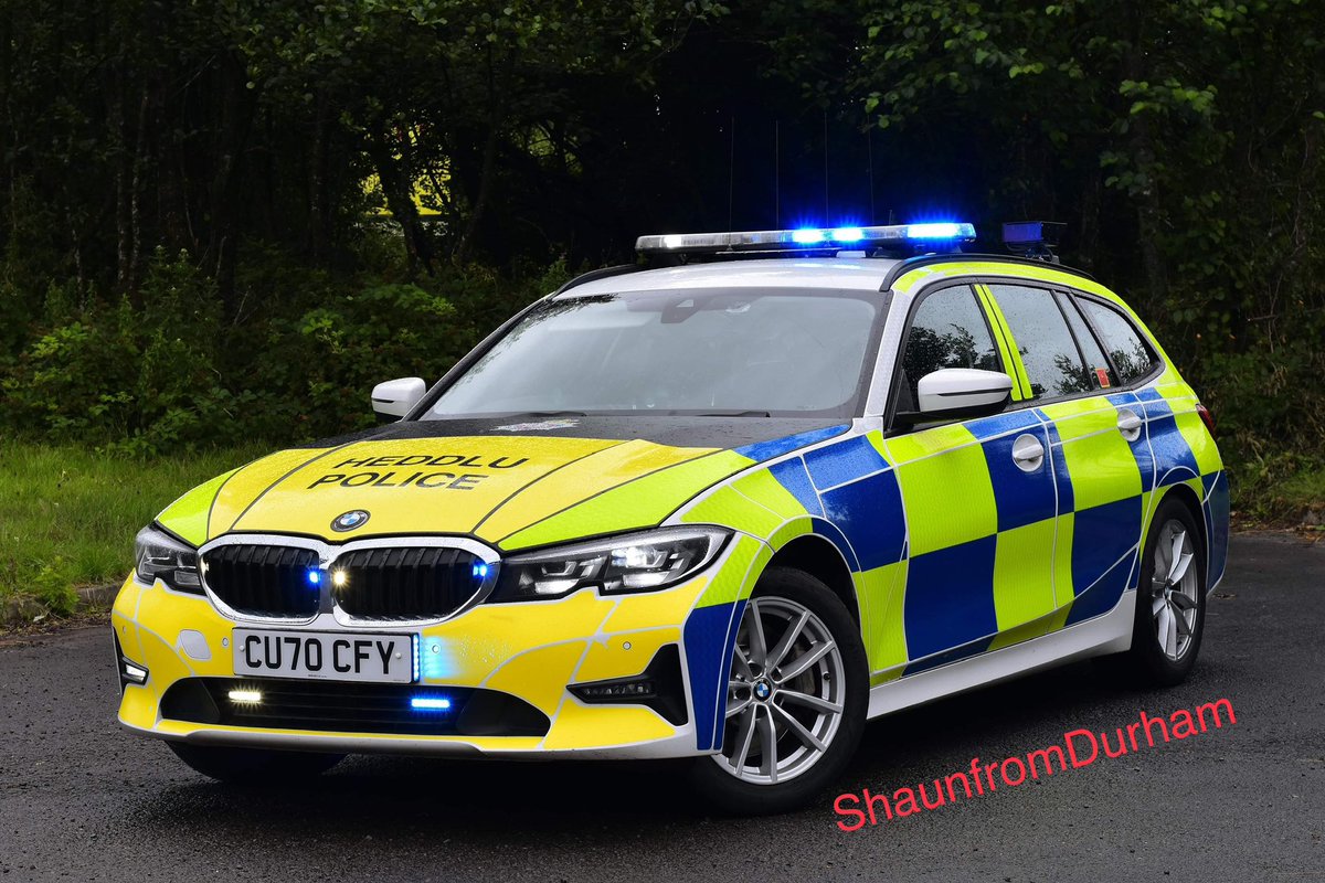 ShaunfromDurham's tweet photo. Lastly was a visit to @CarmsRPU, great to meet @PCAlexJones too. 

Thanks for having us! 🚔🏴󠁧󠁢󠁷󠁬󠁳󠁿 https://t.co/SrjNUCUwzw