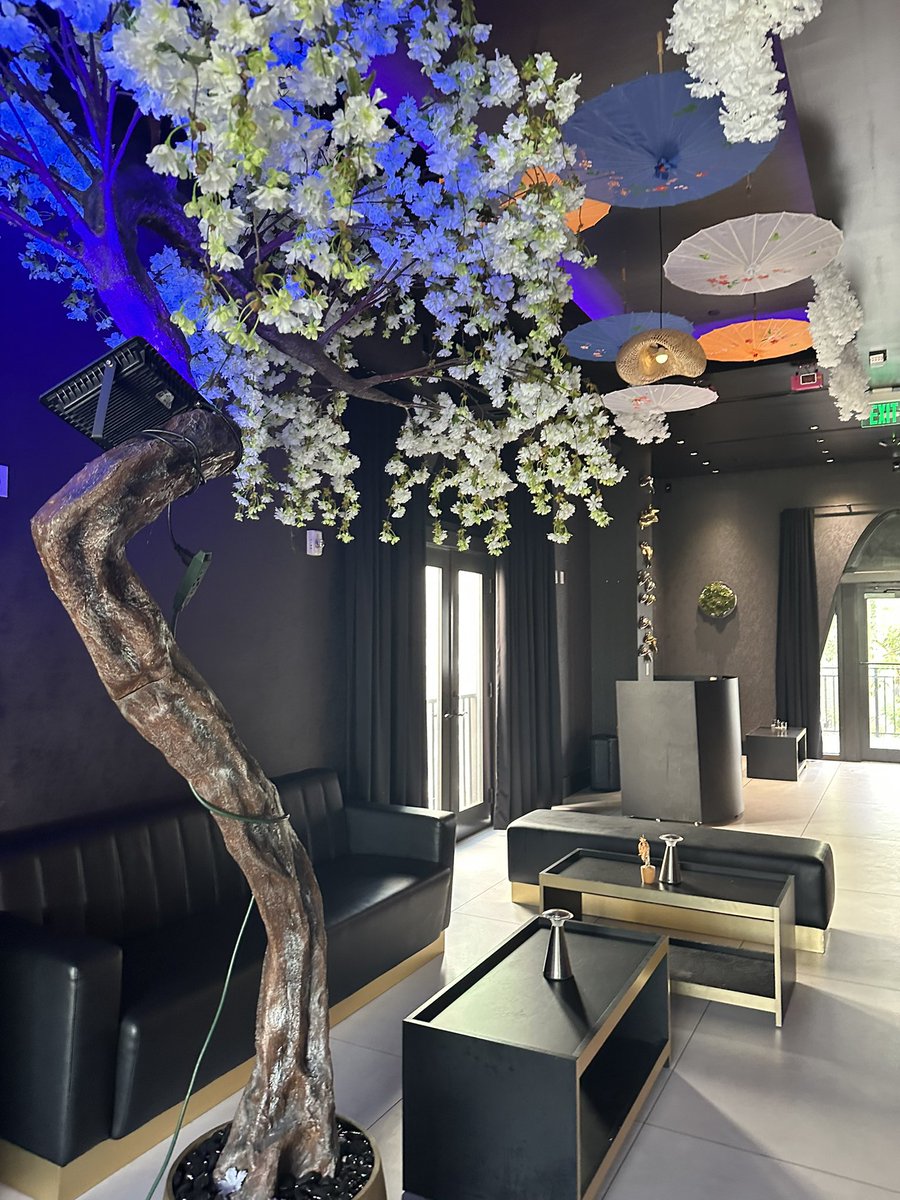 Miami Sushi Club tweet media