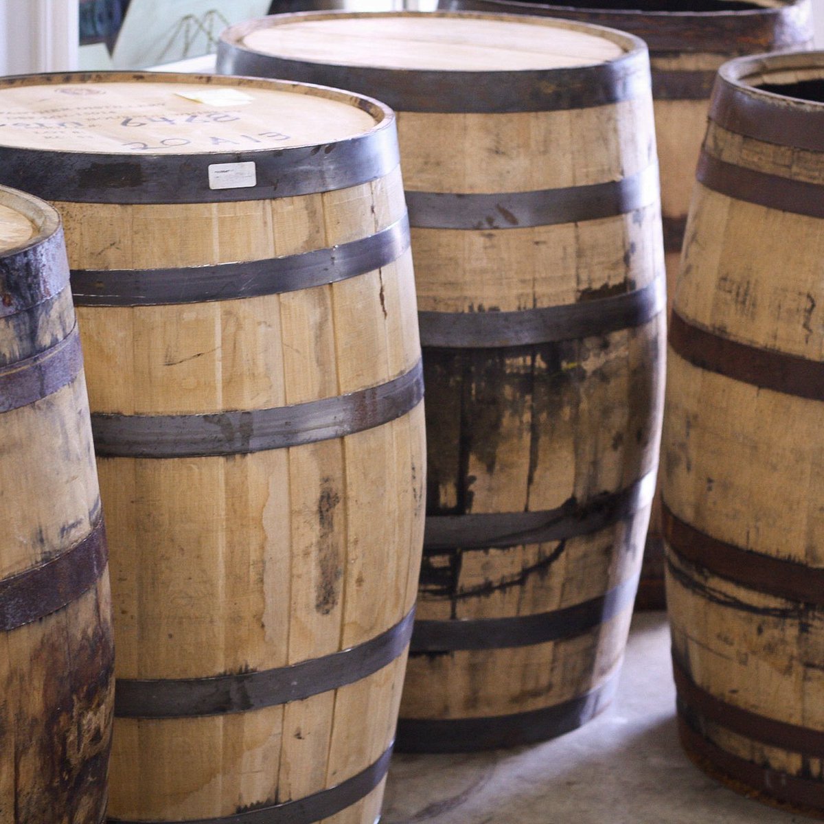 Panther_Spirits's tweet image. Yes! We have barrels available for purchase at the gift shop! 👏🏻 These are perfect for weddings, man caves, maple syrup connoisseurs etc. 

Available in 53 gallon size. First-come, first-serve. Give the gift shop a call for more info!
#whiskeybarrels #distillery #distillerylife