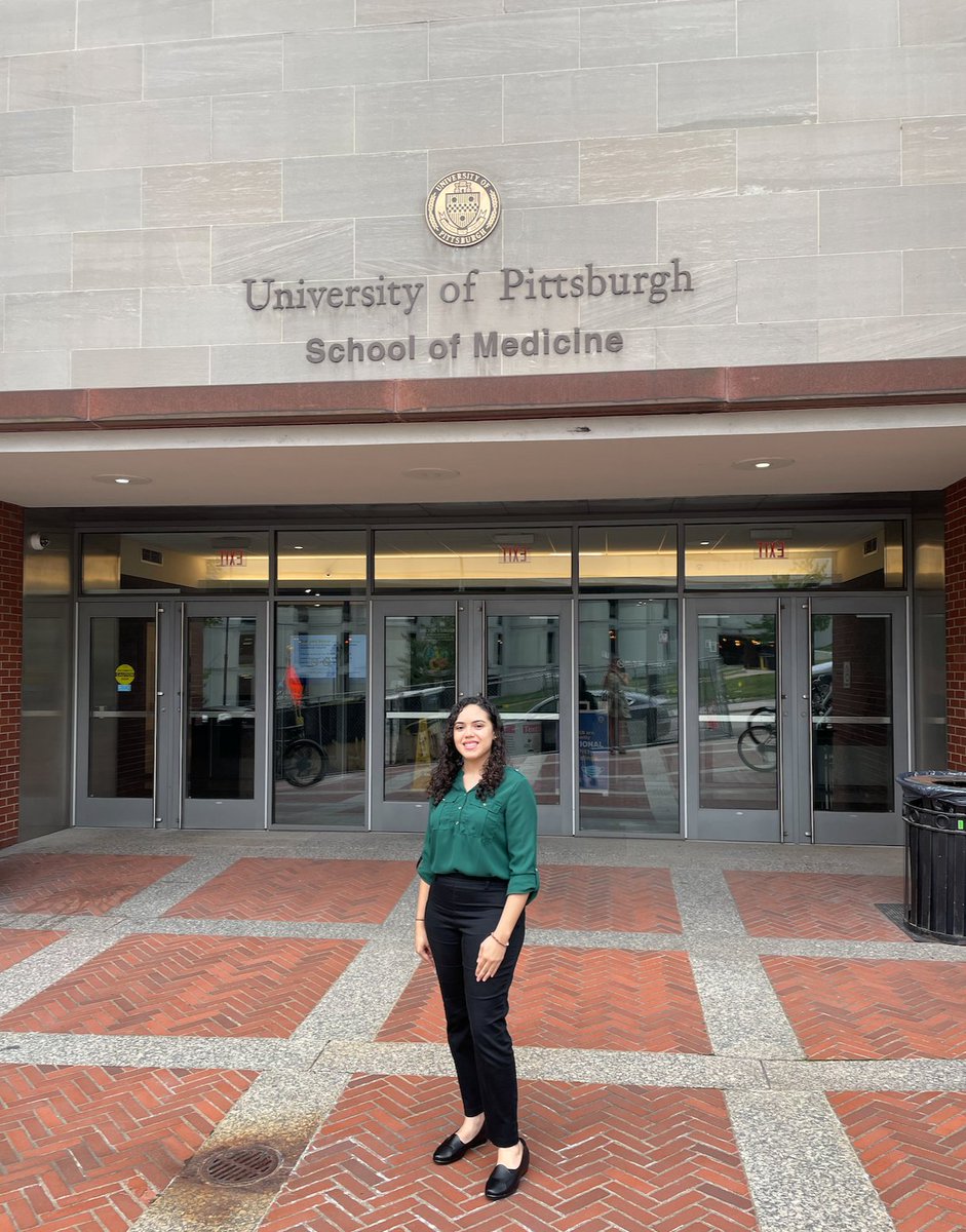 🌞 2023 Gleitsman Scholar Program Update 🌞 

#Medstudents Adaugo (<a href="/MSMEDU/">Morehouse School of Medicine</a>) &amp; Andrea (<a href="/PonceHealthSU/">PHSUniversity</a>) visited the 'Burgh in July to shadow their #researchmentors! Thank you to <a href="/JulieWChilders/">Julie Childers</a> &amp; <a href="/GinaPiscitello/">Gina Piscitello</a> for showing these #futuredoctors #pallcare in action! ✨