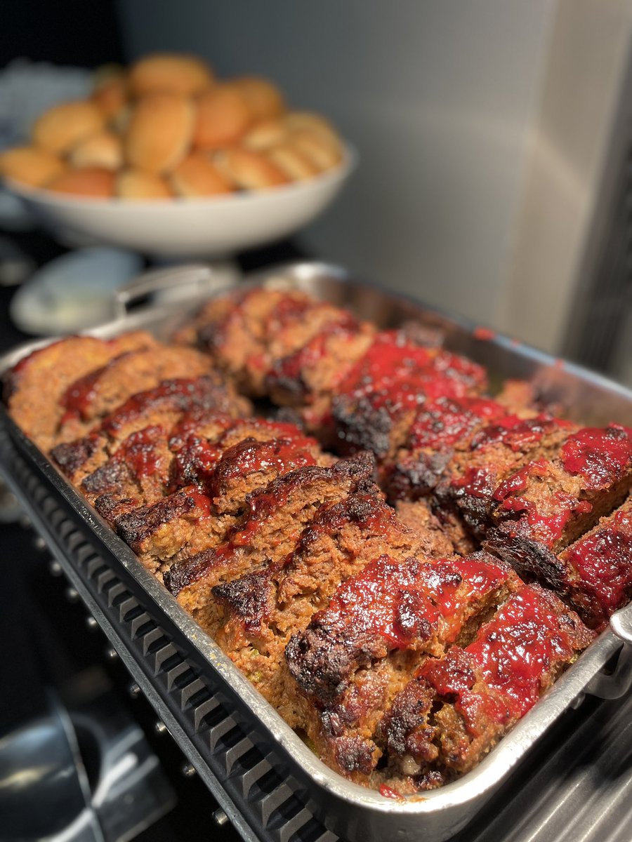islanderdining's tweet photo. Need an event catered on campus? We’ve got you 👏 

Islander Catering is delicious &amp; ready for any groups, small or large! 🤙

Go to https://t.co/m9mlh3r8Wl or email Lisa.TostoGoing@compass-usa.com to place an order!

#catering #islandercatering #tamucc #foodie https://t.co/puUMW0b5XM