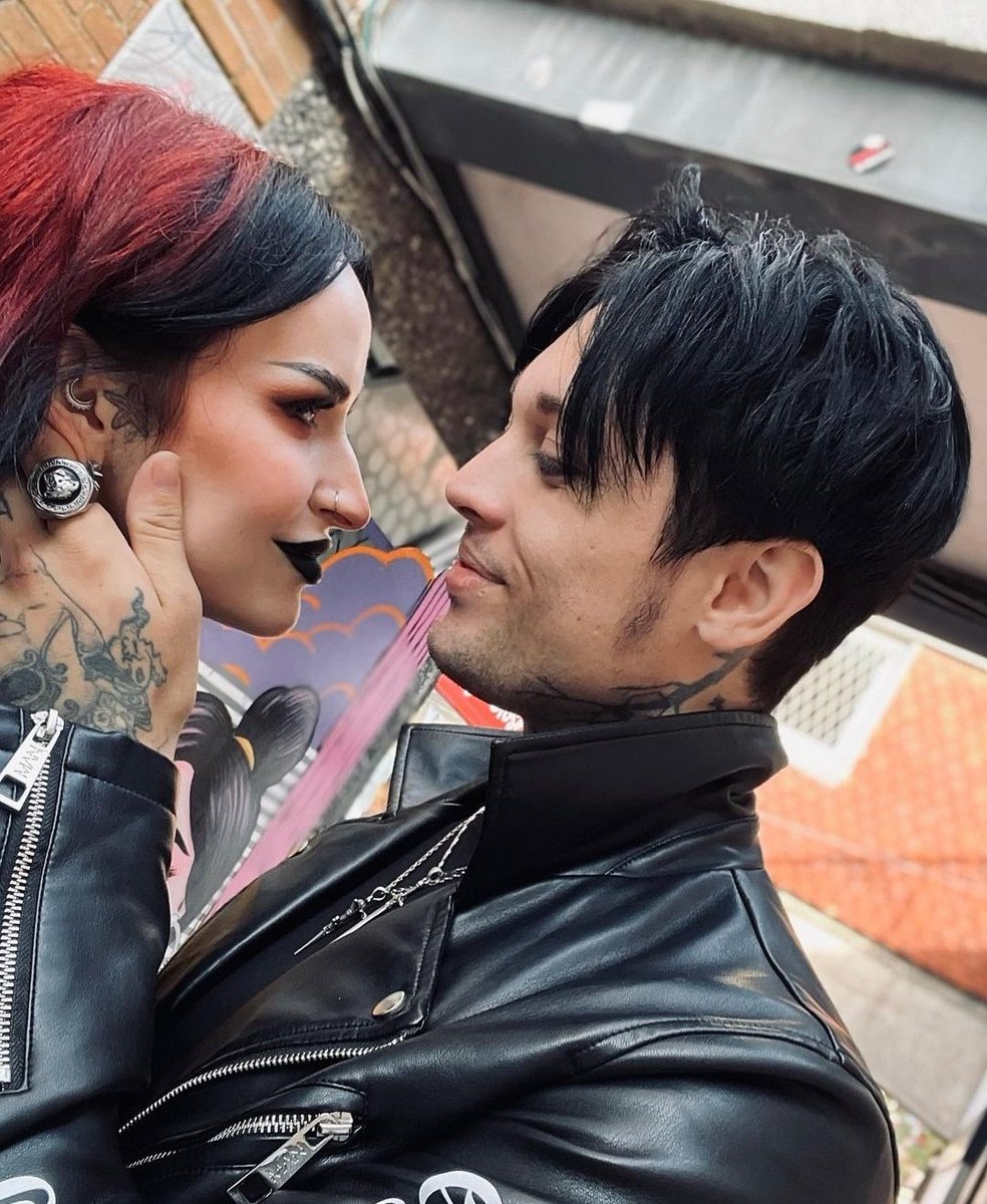 KingAndKilla's tweet photo. I wanna use him as a Trager OC! And them as a couple, they are just perfect! https://t.co/1Jvoz4C62V