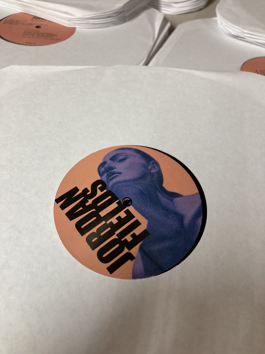 Playground_Chi's tweet image. Available now! Jordan Fields - Perfect Feeling EP (PG014)
groovedis.com/shop/jordan-fi…