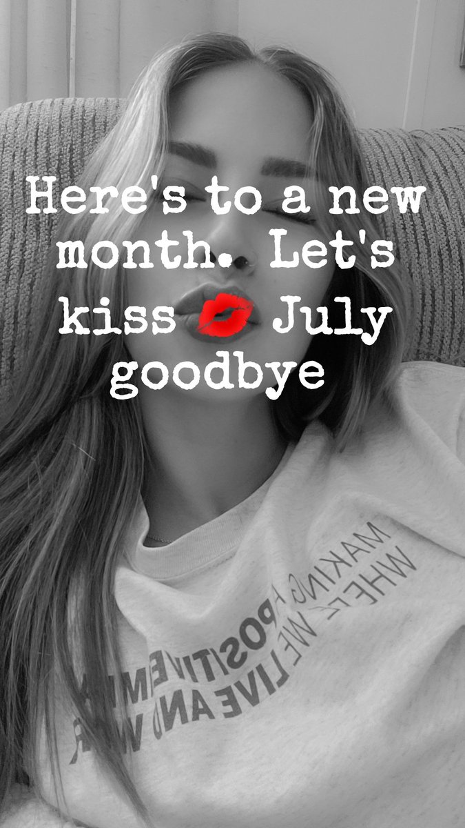 KrisTina2225's tweet image. Let&apos;s stay #happy , #healthy, and #freespirited