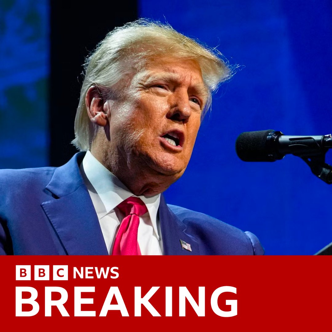 BBCBreaking's tweet photo. Former US President Donald Trump has been criminally charged with conspiring to defraud the US by trying to overturn 2020 election result

Follow live ⬇