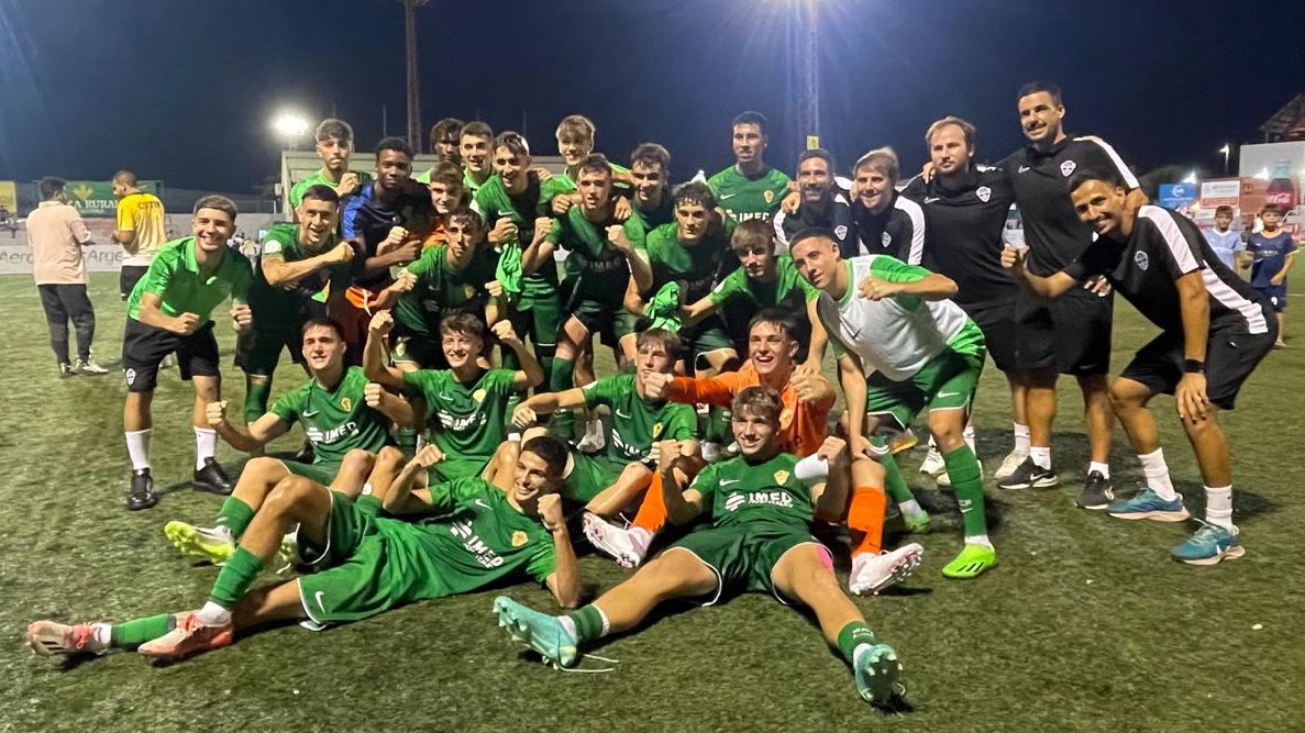 futbolbaseECF's tweet photo. 👏💚 ¡A 𝗦𝗘𝗠𝗜𝗦 del @Cotif! 🔥 https://t.co/PusqdAE2gk