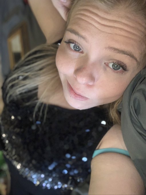 👻goldsadie22 $10 -5 min video calls, sexing starting at $15 , and Dropbox folders start at $15 !! Cum<a href="/tag/blowjobs"class="tags"><span>#blowjobs</span></a><a href="/tag/onlyfansgirl"class="tags"><span>#onlyfansgirl</span></a><a href="/tag/sellingcontent"class="tags"><span>#sellingcontent</span></a><a href="/tag/buyingcontent"class="tags"><span>#buyingcontent</span></a>