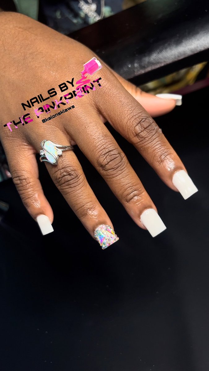 dynialexis's tweet photo. hey #gramfam , iโm @kalonsklaws on insta ๐ ! bts is coming up , book w me for ur shorties โจ .
#gramblingnailtech #rustonnailtech #latech #ulmonroe https://t.co/NlAzMq4bu6